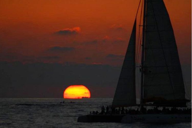 Ixtapa Zihuatanejo Tours en Yate Recorridos y Puesta del Sol