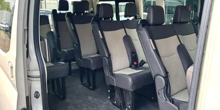 Transportación Aeropuerto Zona Hotelera Ixtapa Zihuatanejo / Van Toyota. Traslados Privados del Aeropuerto de Ixtapa Zihuatanejo. Traslados Compartidos del Aeropuerto de Ixtapa Zihuatanejo