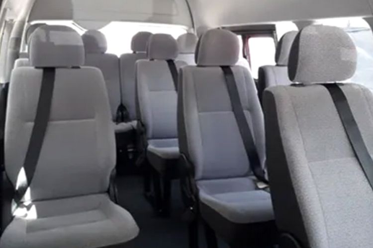 Transporte Privado del Aeropuerto de Ixtapa Zihuatanejo a Hoteles. Transporte Privado del Aeropuerto de Ixtapa Zihuatanejo a Condominios. Camionetas de transporte privado en Ixtapa Zihuatanejo Aeropuerto. Traslados Privados Aeropuerto Ixtapa Zihuatanejo. Transporte Compartido del Aeropuerto de Ixtapa Zihuatanejo a Hoteles