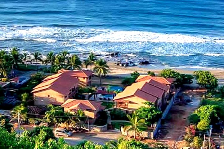 Transporte Turístico en Troncones, Guerrero. Tours en Troncones, Guerrero. Actividades en Troncones, Guerrero. Transporte del Aeropuerto de Ixtapa Zihuatanejo, Guerrero a Hoteles